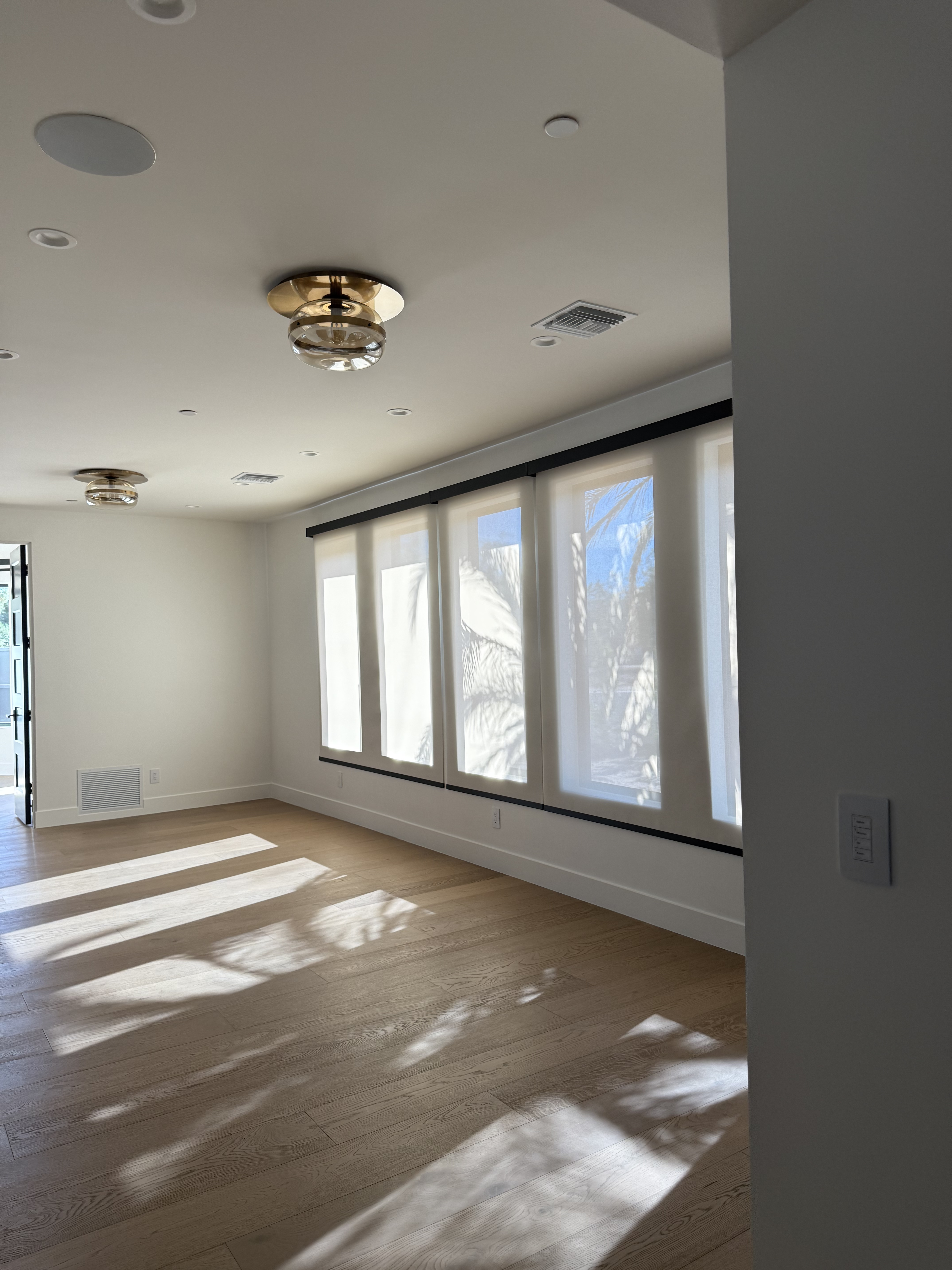 Blinds installation
